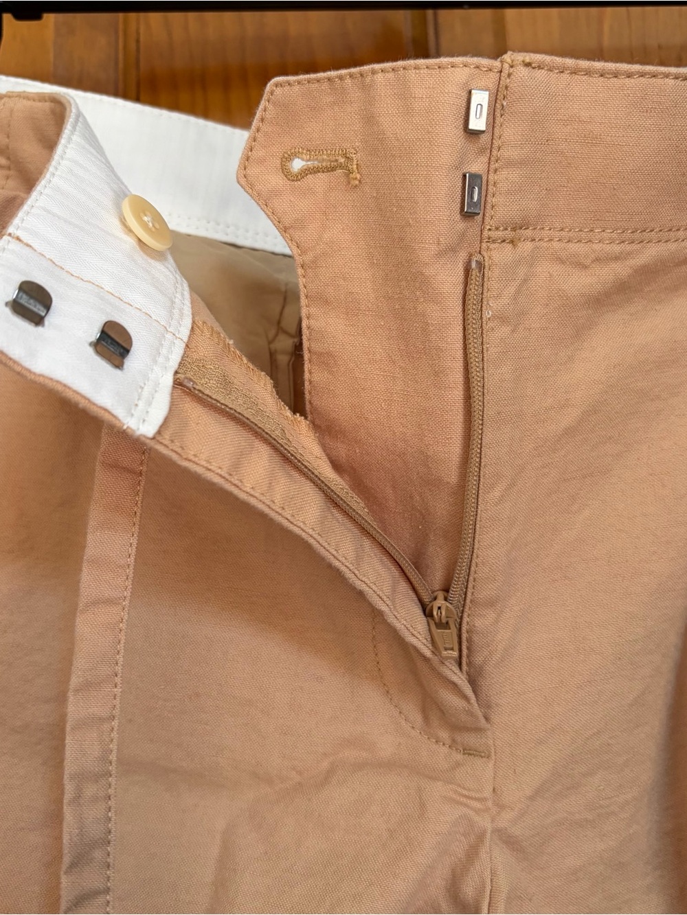 J. Crew Khaki Tie-Waist Cotton/Linen Blend Shorts - Picture 2 of 5